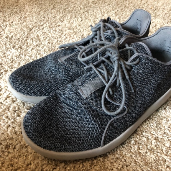 Jordan eclipses - Picture 7 of 8